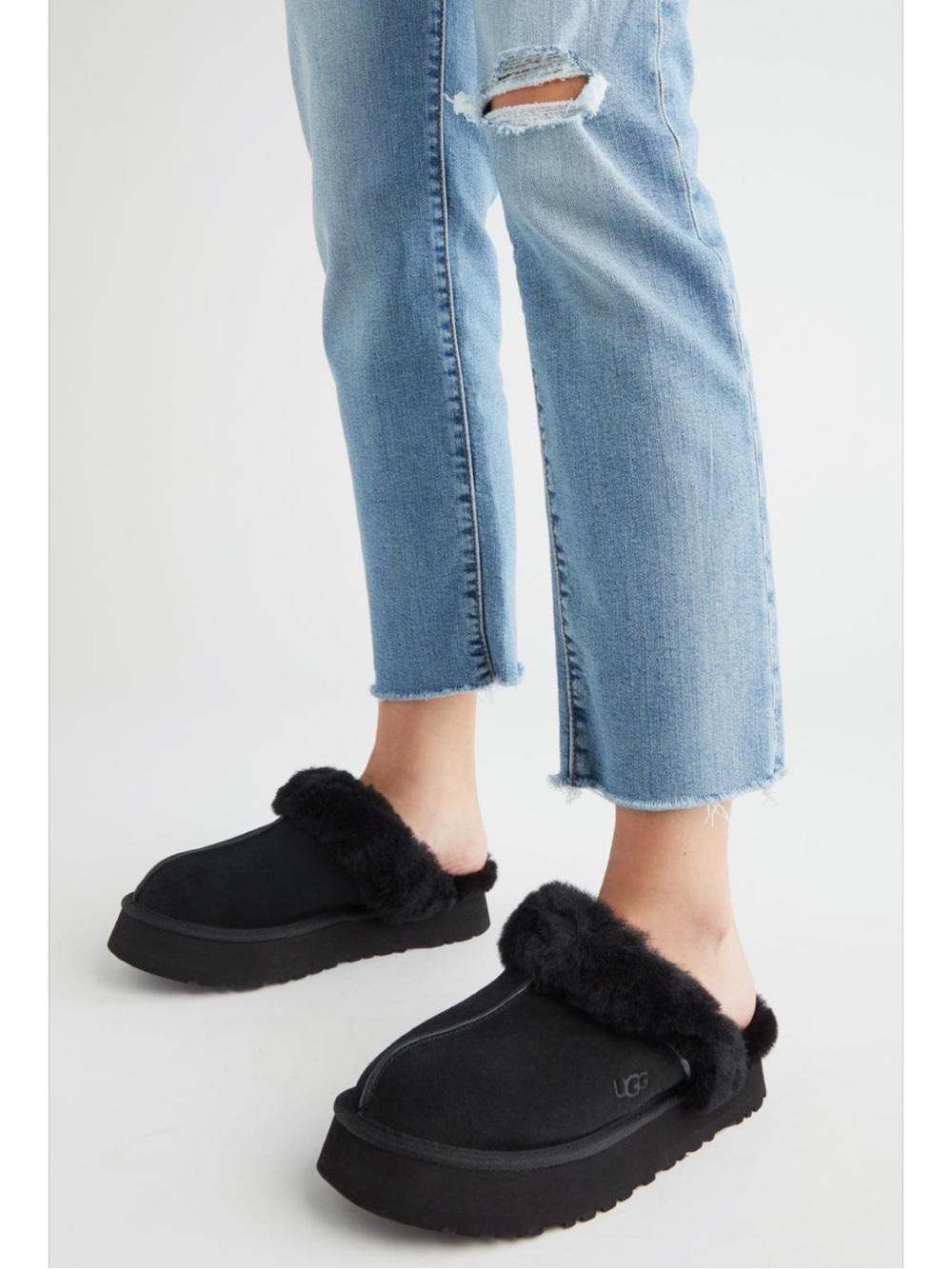 UGG “Disquette” Black Suede Shearling Clog Slippers for Women (TSE)